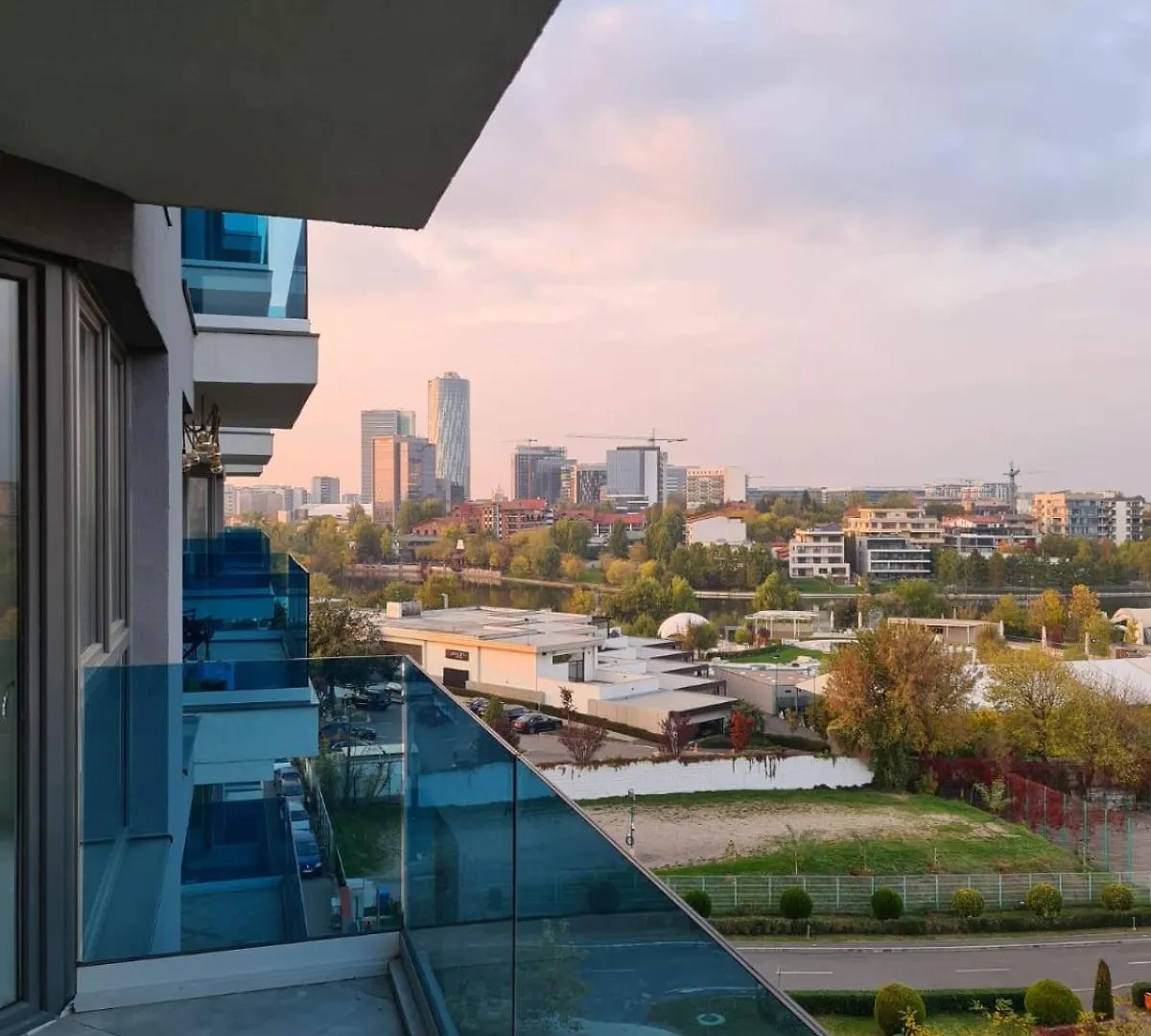 Luxury Living In Floreasca - Amazing City Views Bucharest