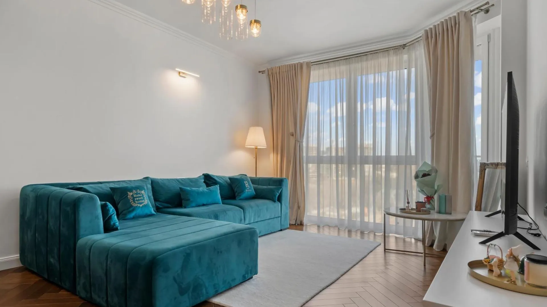 Luxury Living In Floreasca - Amazing City Views Bucharest 0*,  Romania