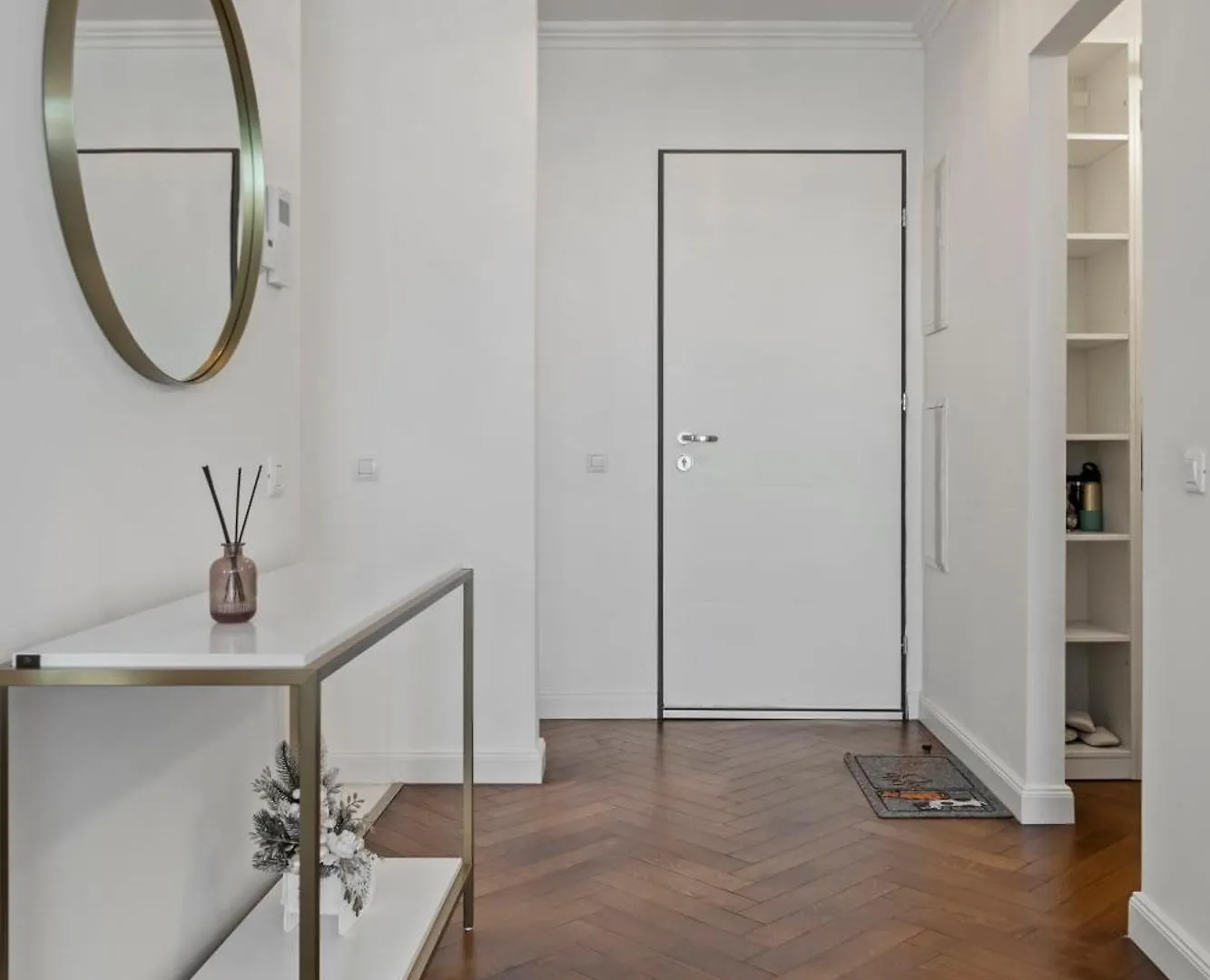 Luxury Living In Floreasca - Amazing City Views Bucharest