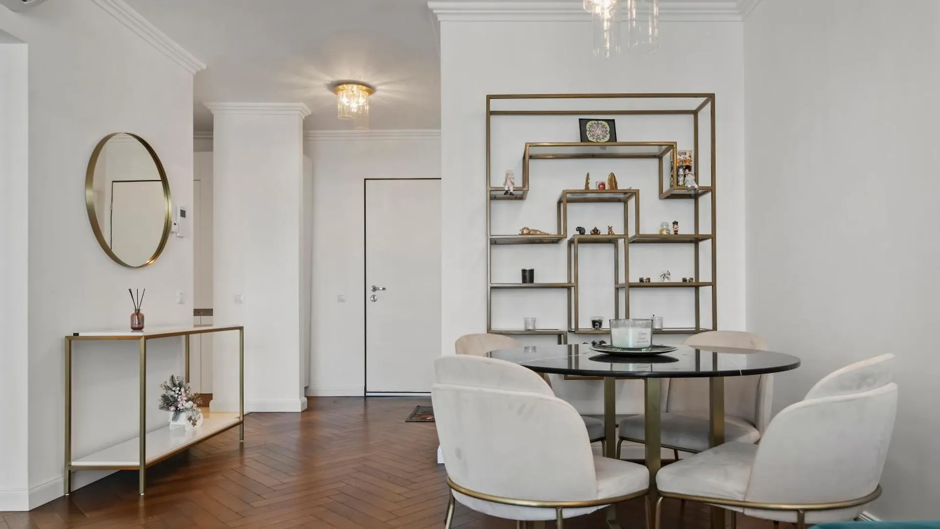 Apartment Luxury Living In Floreasca - Amazing City Views Bucharest