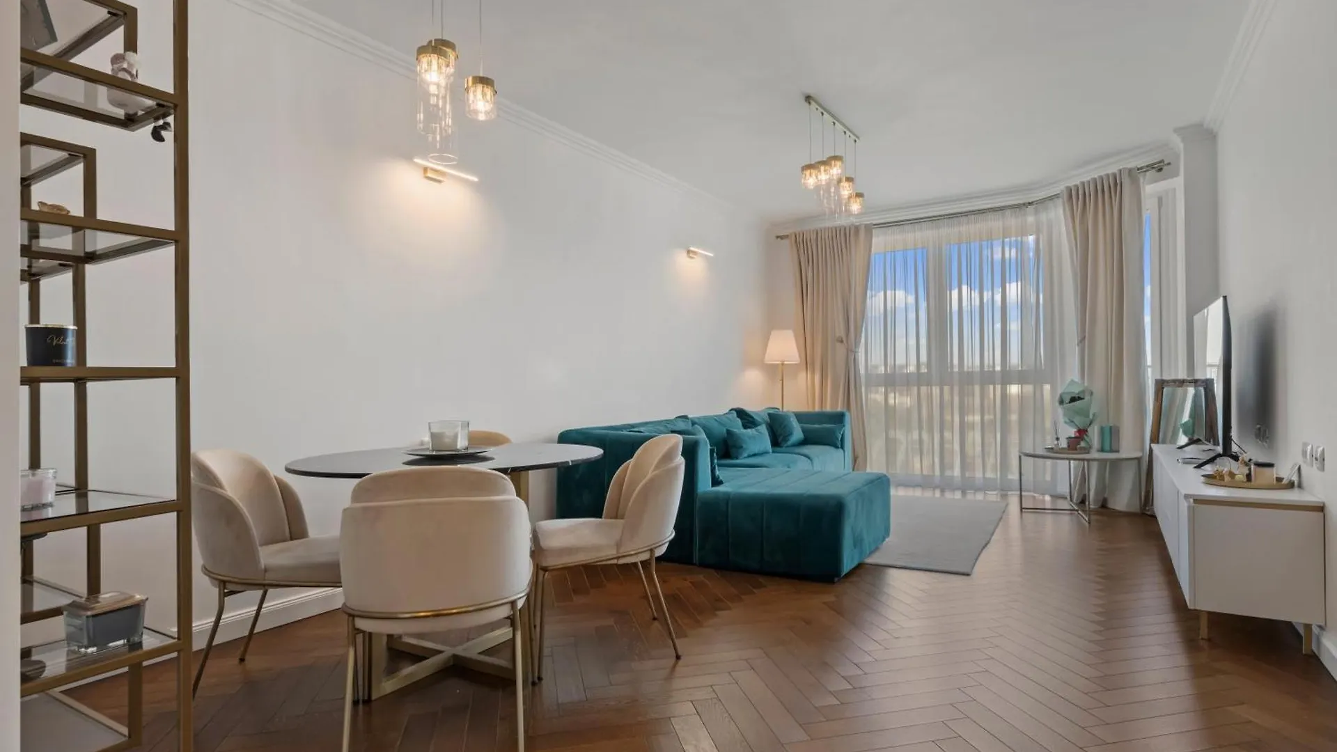 Apartment Luxury Living In Floreasca - Amazing City Views Bucharest