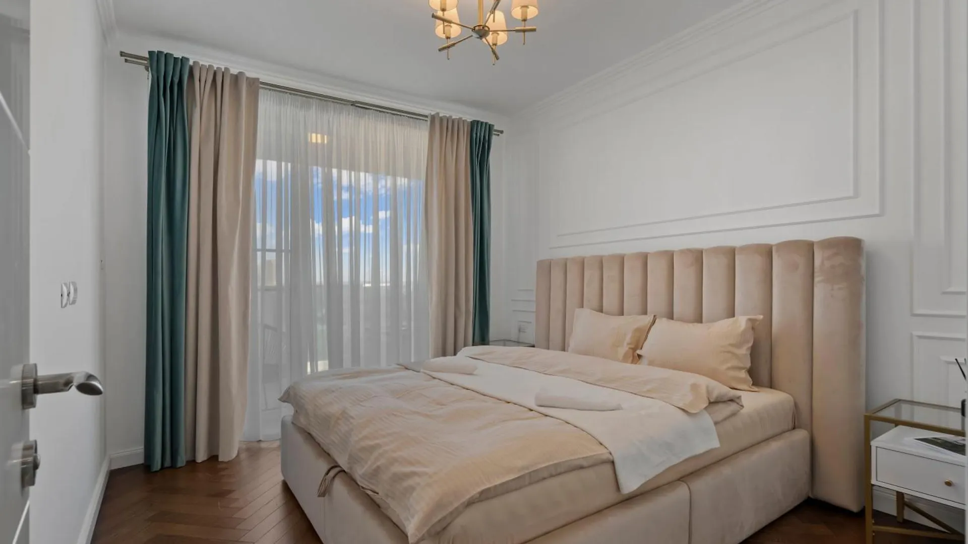 Luxury Living In Floreasca - Amazing City Views Bucareste